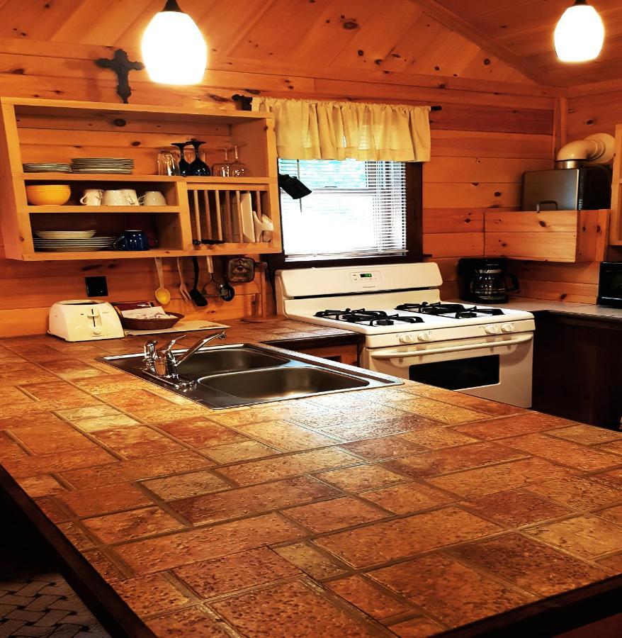 The Wilderness Inn: Chalets Wilmington Exterior photo