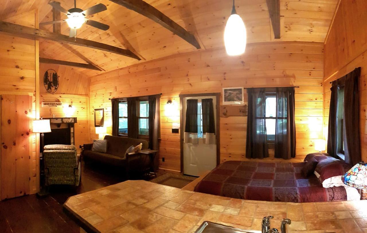 The Wilderness Inn: Chalets Wilmington Exterior photo