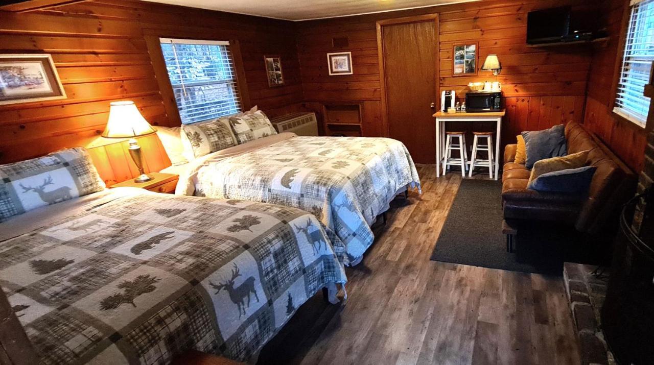The Wilderness Inn: Chalets Wilmington Exterior photo